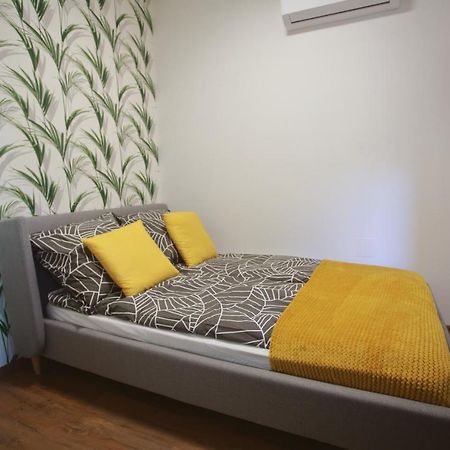 Szieszta Apartman Apartment Szeged Exterior photo